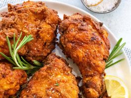 The image shows one of the delicious quick and easy chicken recipes