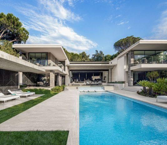 Modern Houses