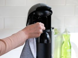 how to clean Nespresso machine